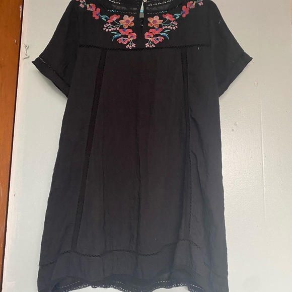 Beautiful free people inspired hippie style short dress. - Picture 4 of 4